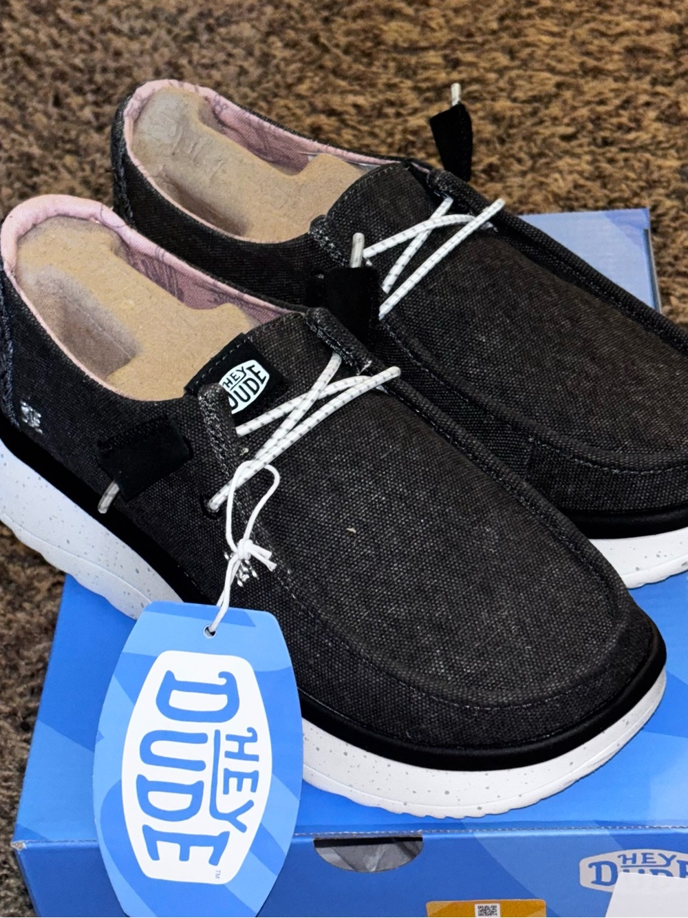 Hey Dude Wendy Peak Chambray Slip-On Shoes Women’s Black Size US 6 Platform